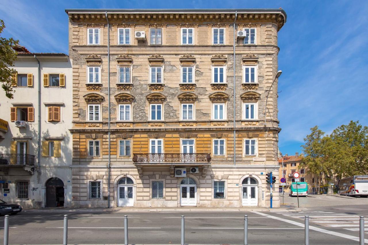 Mucho Mas Apartment Rijeka Luaran gambar